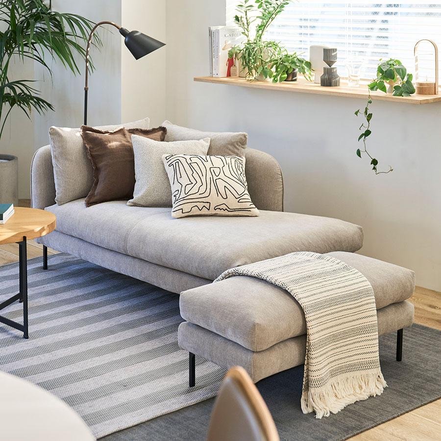 Razat Jacquard Woven Throw White & Black