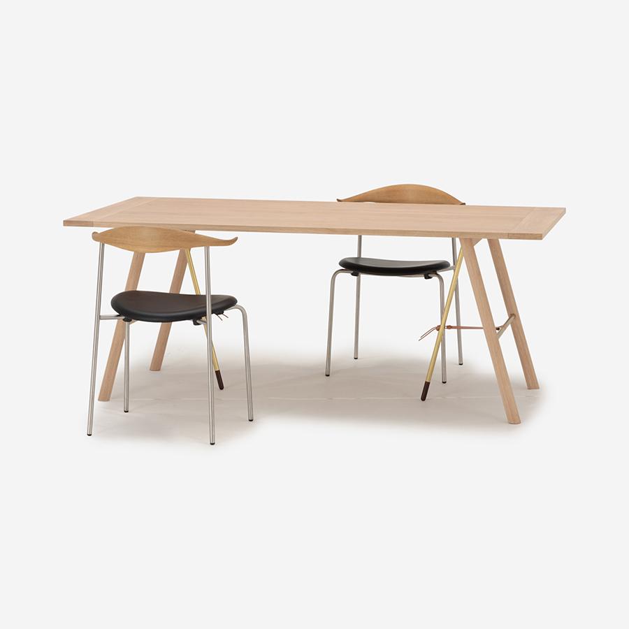 12 Dining Table 160cm Oak