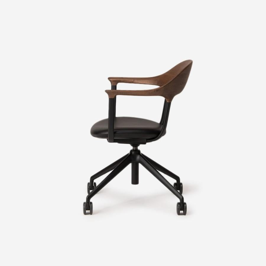 FOUR Castor Chair with Gas Lift