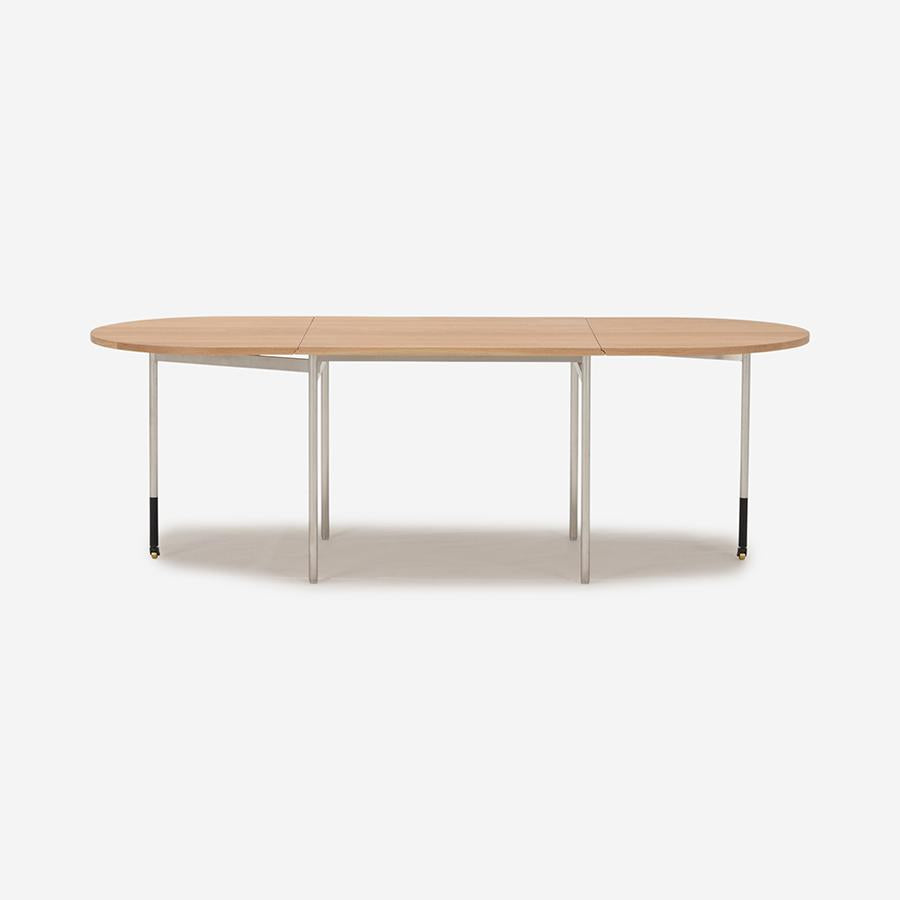OLU Oval Extendable Dining Table Oak