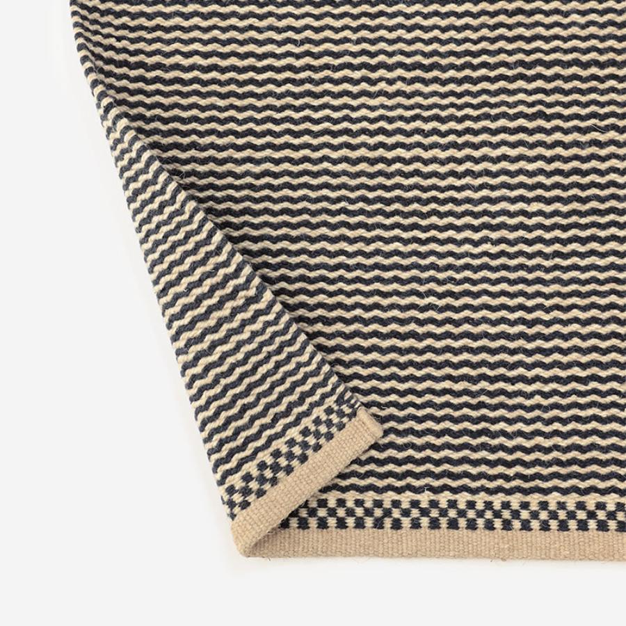 Daisy Rug 170x240cm Black & Beige