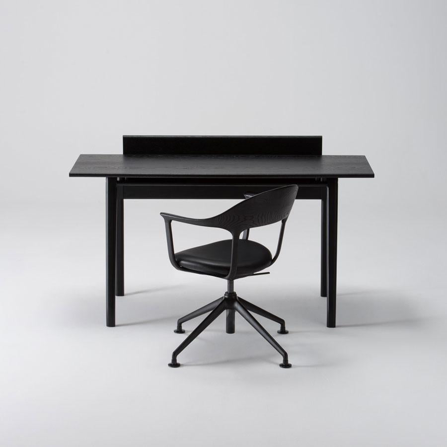 FOUR Desk Black