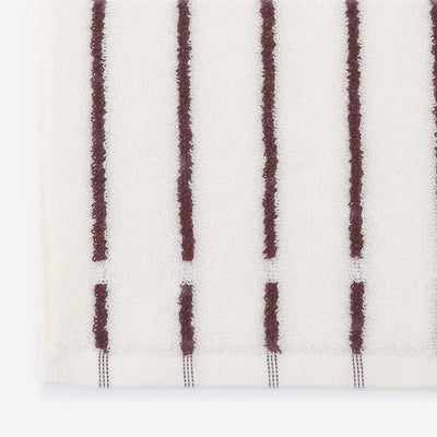 Kuvio Hand Towel White & Red