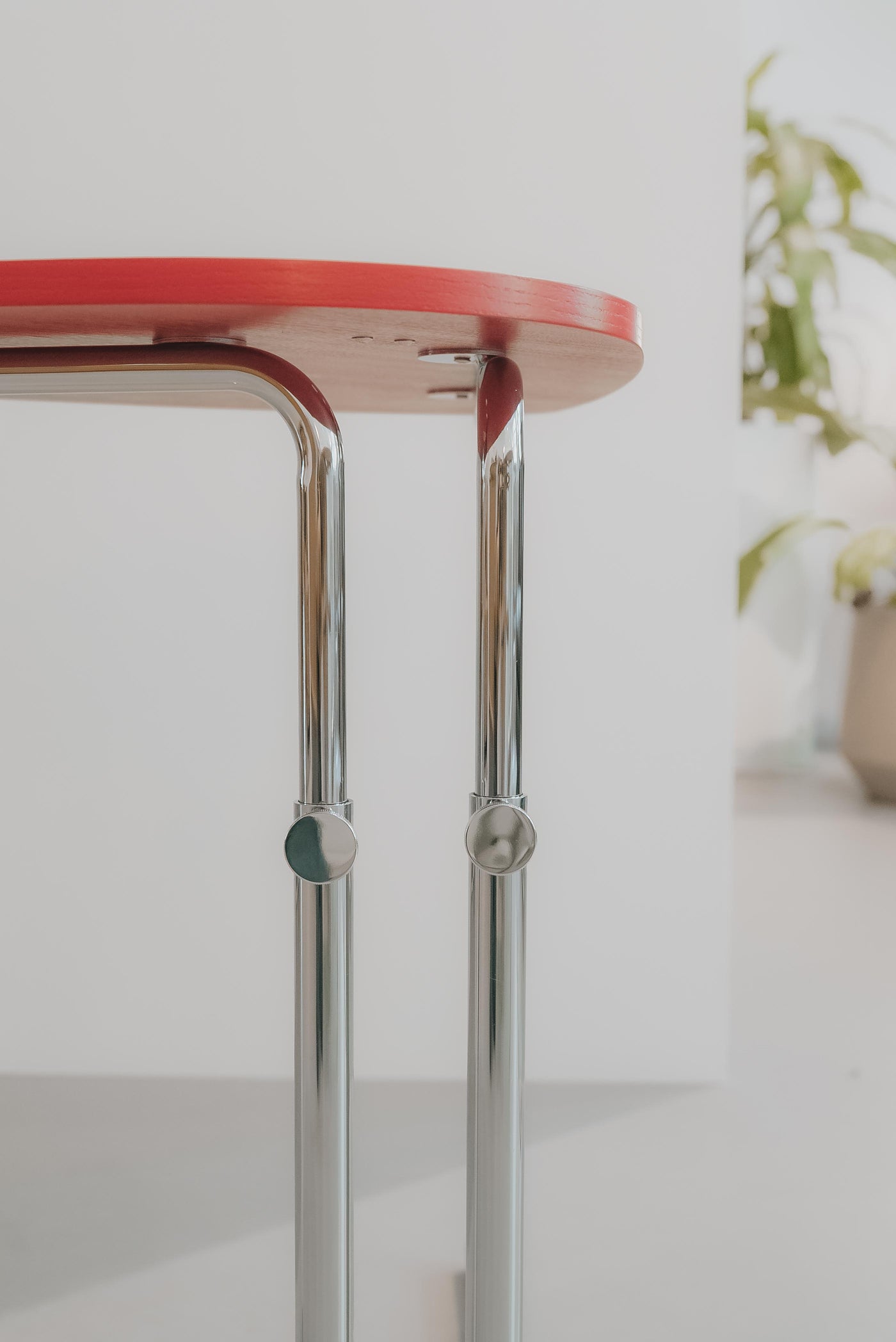 K22 Side Table Red Stain Ash